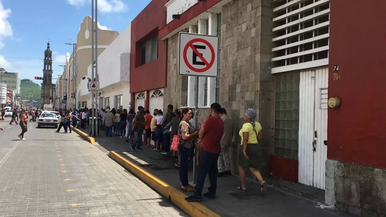 \"No se está ocultando información\": Nuevos casos de COVID a la baja