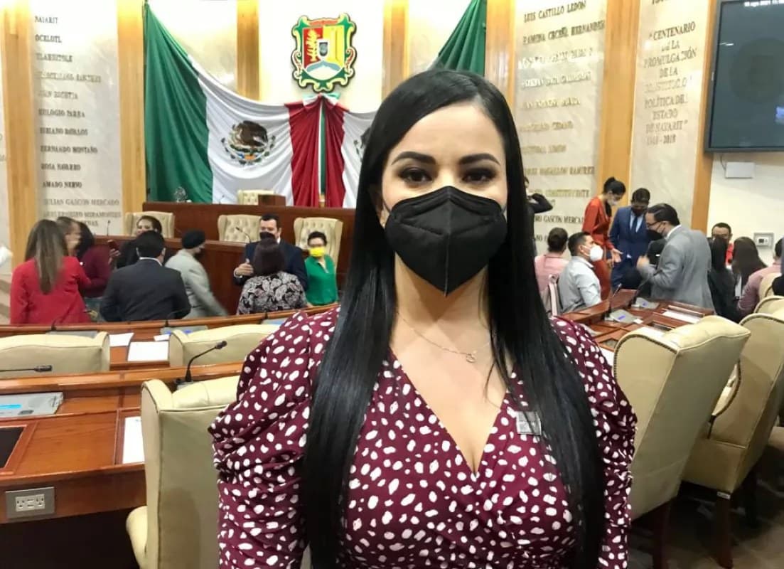 En esta Legislatura nadie va ganar más que el Gobernador: Alba Cristal