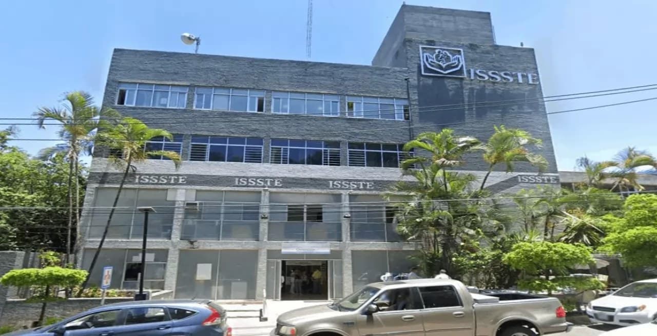 Colapso hospitalario, cinco defunciones, 216 contagios