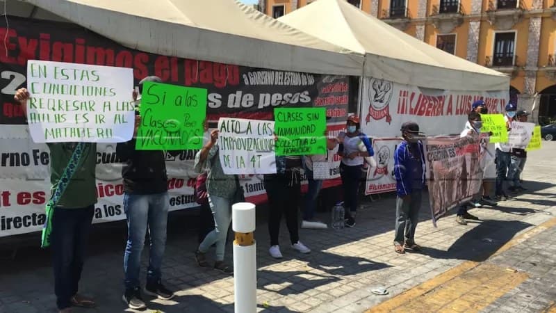 Exigen estudiantes vacunas antiCOVID para regresar a las aulas en Nayarit