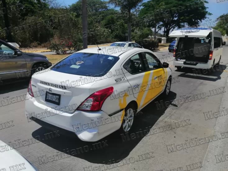 ¡choque “laminero” en fluvial vallarta!