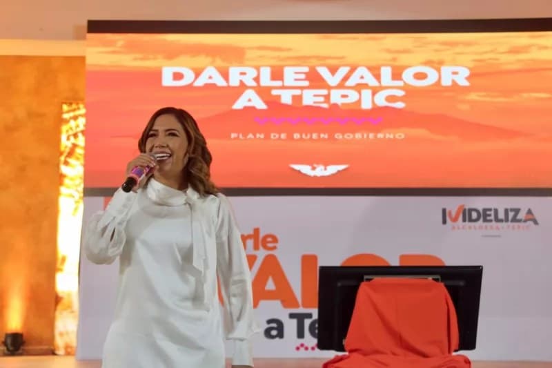 Vamos a darle valor a tepic y a su gente: ivideliza