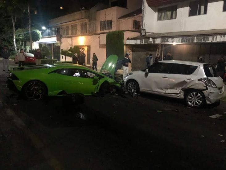 Conductor de Lamborghini choca y abandona su auto en Polanco