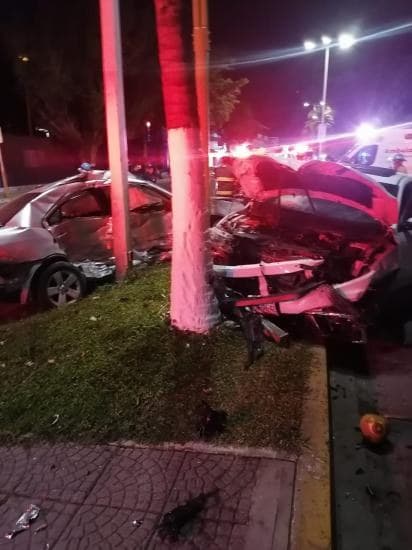 Movilizaron a las autoridades… ¡brutal choque frente al imss!