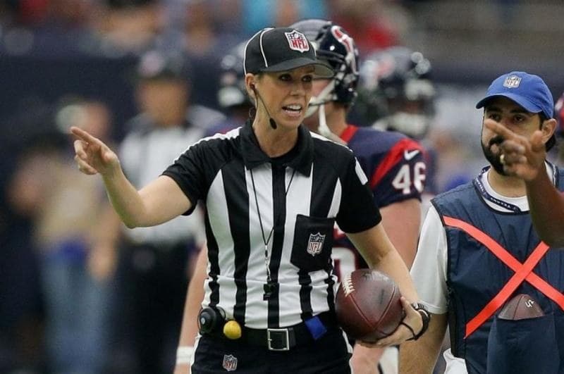 Super Bowl LV: Sarah Thomas será la primera mujer en oficiar en un Súper Tazón