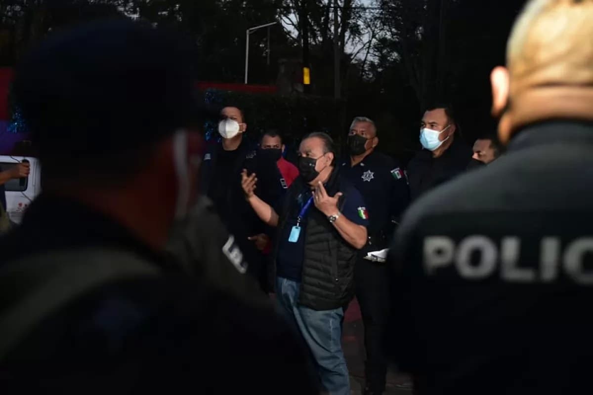 Operativos destapan taquerías y hamburgueserías clandestinas