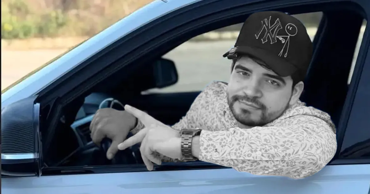 Asesinan a balazos al influencer César Gastélum en plena transmisión en vivo