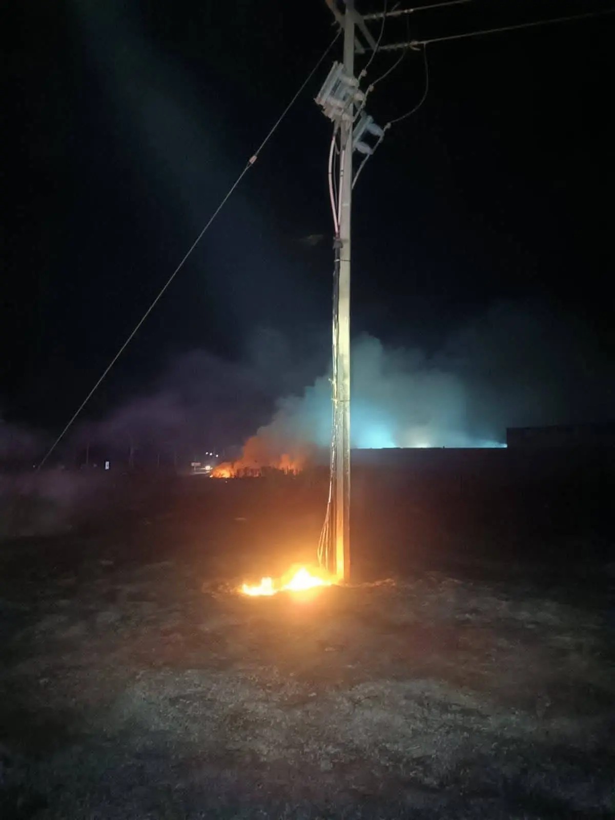 Incendio en acuaférico deja sin servicio de agua a 50 colonias de Tepic