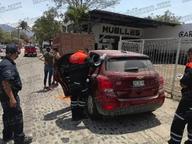 ¡un niño lesionado en choque por alcance!