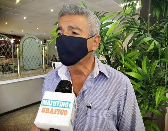 Tepic. Comerciantes en pequeño cumplen con medidas sanitarias