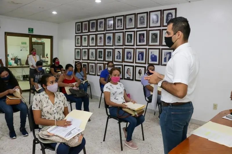 Define DIF Municipal Entrega del Programa Desayunos Escolares