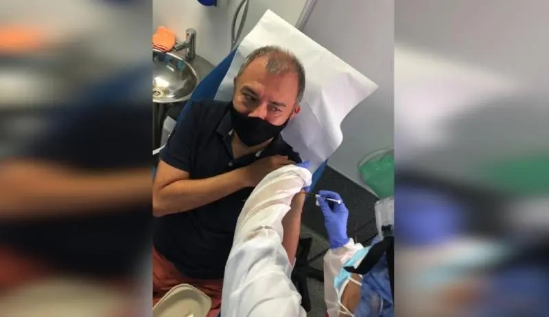 Conoce al primer mexicano en recibir una vacuna contra el COVID-19