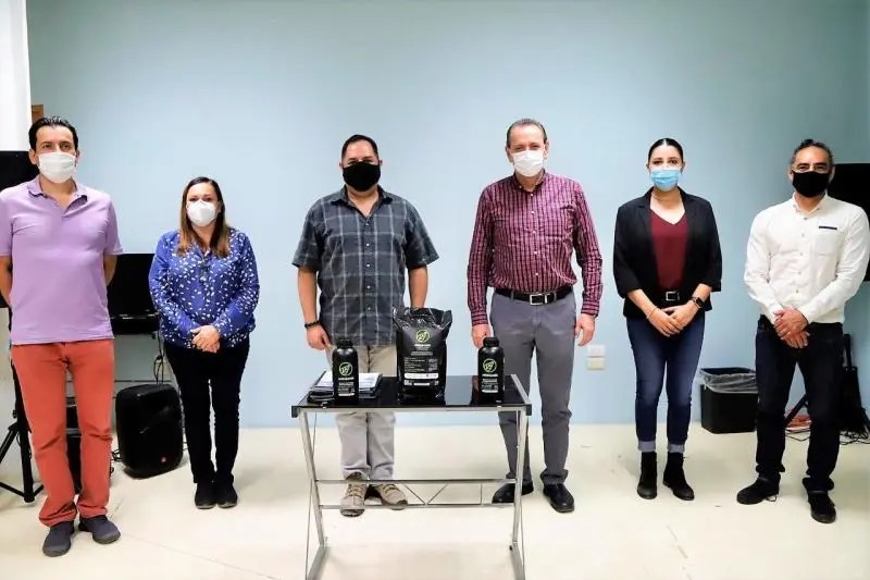 Jaime Cuevas impulsa procesos innovadores para el campo