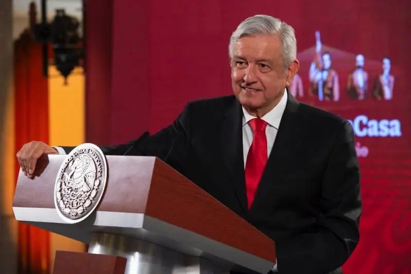 México. Entrega AMLO iniciativa de reforma a Ley de Pensiones