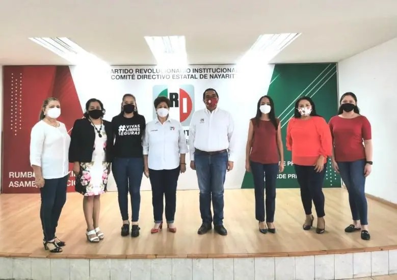 Nayarit. Condena PRI eliminación del 75% del presupuesto del INMUJERES