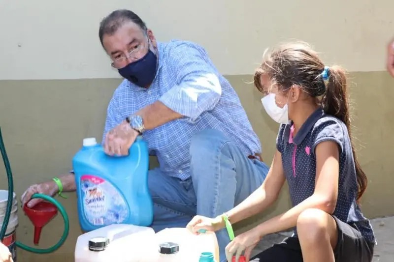 Nayarit. Apoya Polo Domínguez al combate del dengue