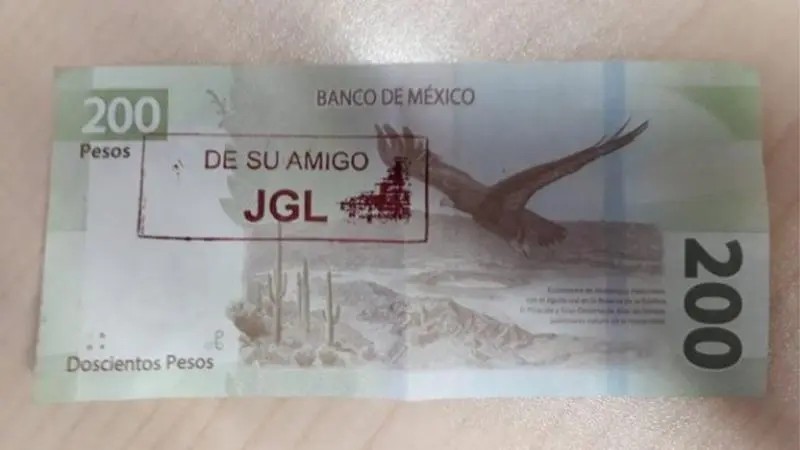 Billetes con las iniciales del \"chapo\" Guzmán circulan en Culiacán