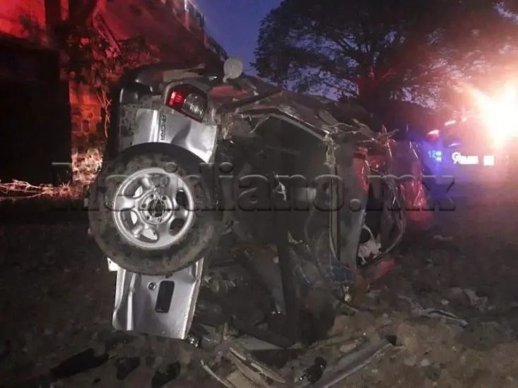 Trágico accidente deja dos muertos en la carretera 200