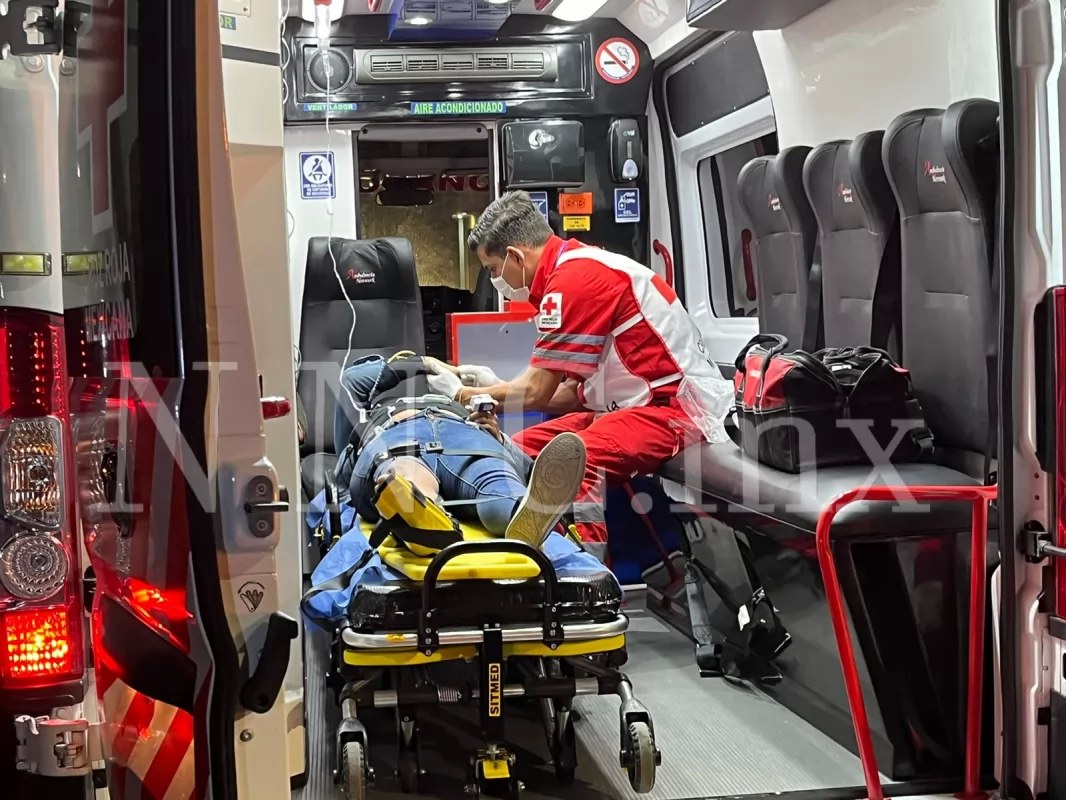 Fracturan a pareja de motociclistas