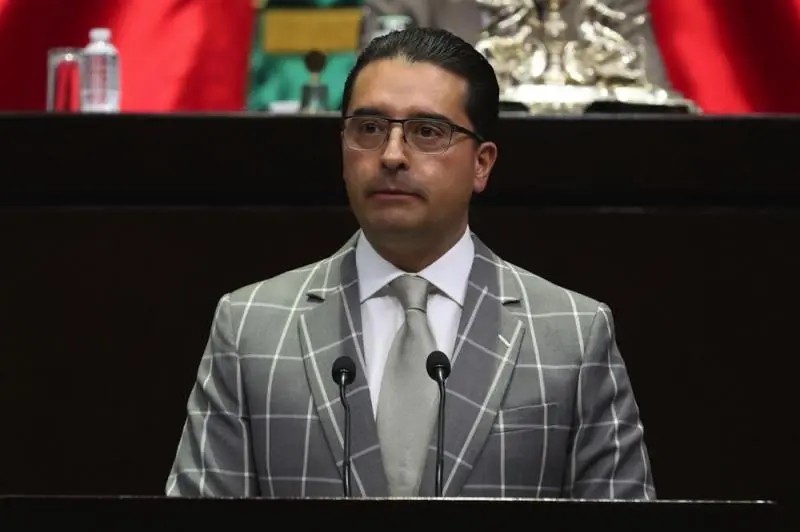 México. Solicita Diputado a la SHCP rescatar al Banco Famsa de la quiebra