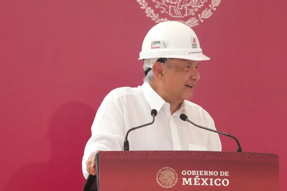 México. Refrenda AMLO compromiso de no aumentar precio de los combustibles
