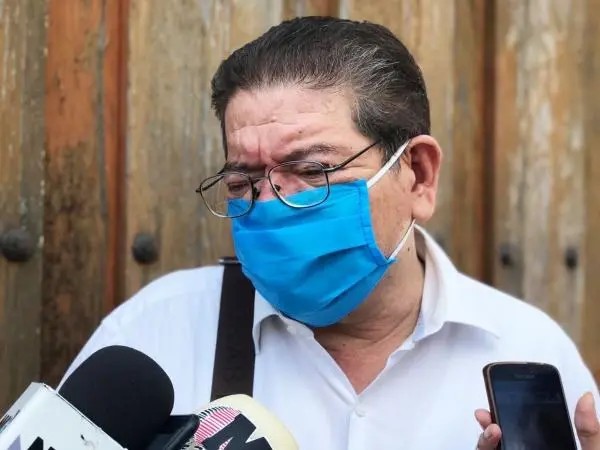 Tepic. Javier Castellón dispuesto a aplicar cuarentena en general