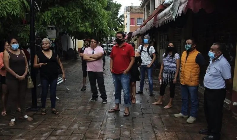 Urgen al Gobernador Apertura de Negocios