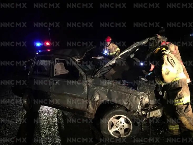 Aparatosa volcadura de Cherokee a la entrada de Jala