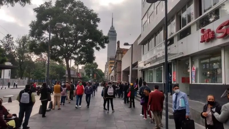 Hospitalizaciones y muertes por Covid-19 disminuyen en CDMX