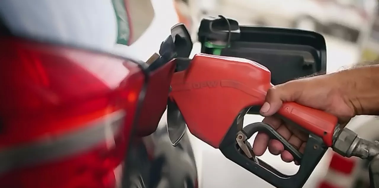 Así aumentará el costo de la gasolina, refrescos y cigarros a partir del 2022
