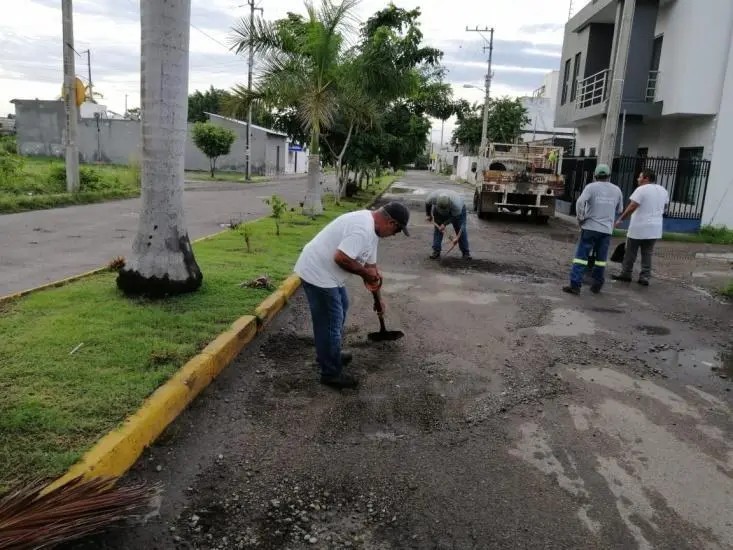 Los servicios públicos no se detienen en Bahía: Jaime Cuevas