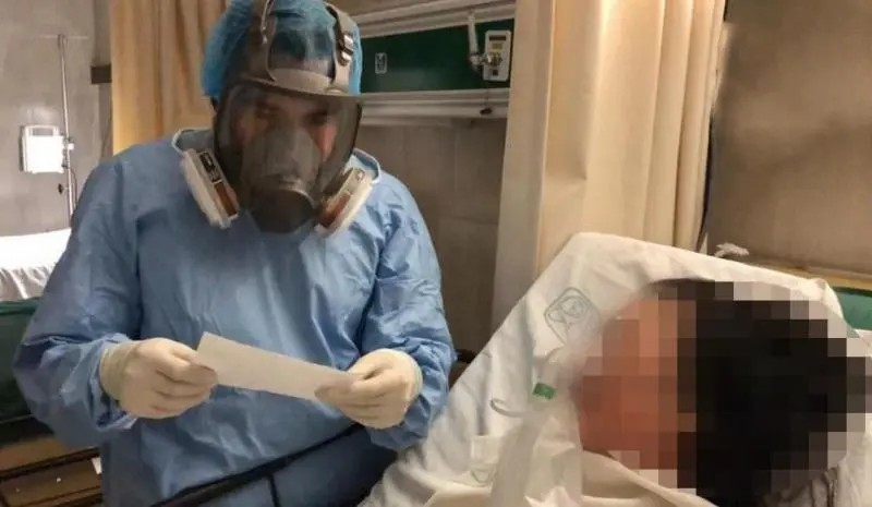 \"Pensé ya me cargó la chin$%& tengo COVID\": Mujer narra como es vivir con coronavirus