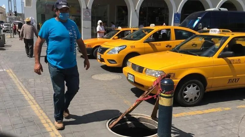 Tepic. Comerciantes del Centro denuncian falta de luz ante fallas en tapaderas