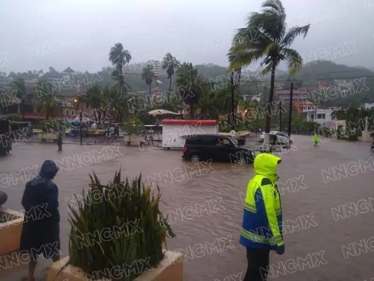 Tormenta \"Hernan\" pegó en costa sur de Jalisco