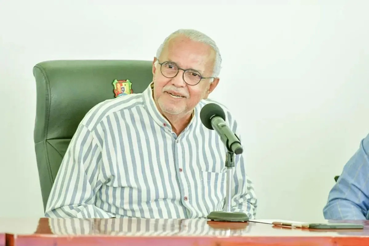 Navarro Quintero continúa encuentros institucionales