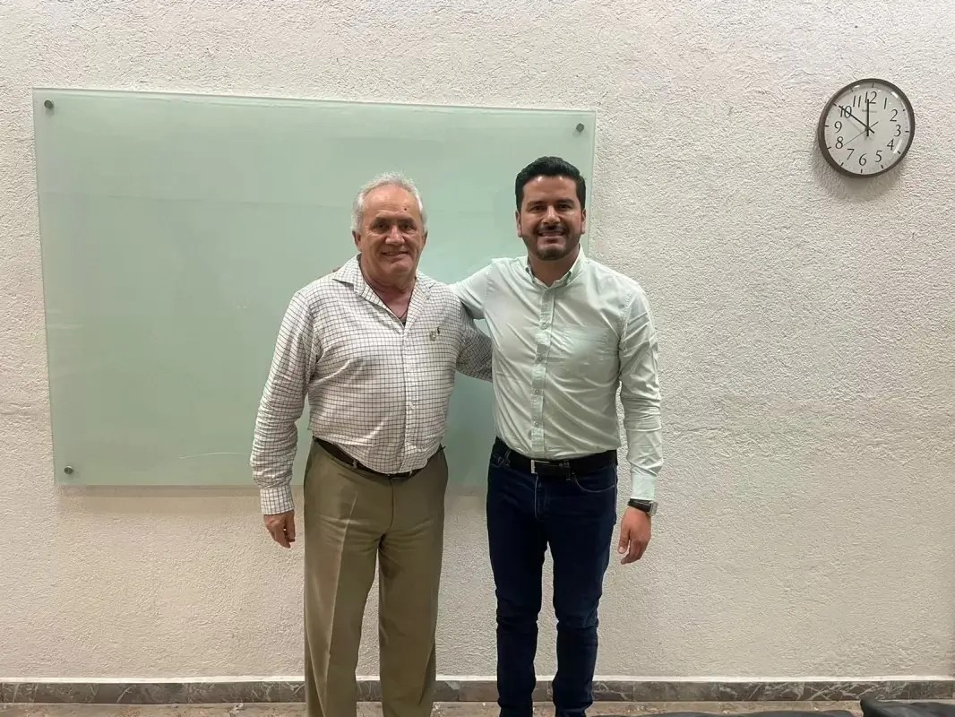 Apertura y diálogo es fortaleza para esta administración: Juan Echeagaray