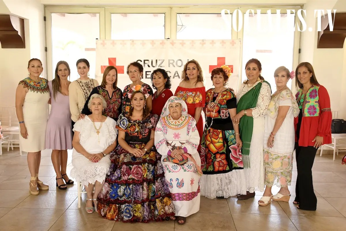 Realizan desayuno con causa de la Cruz Roja Mexicana en Nayarit