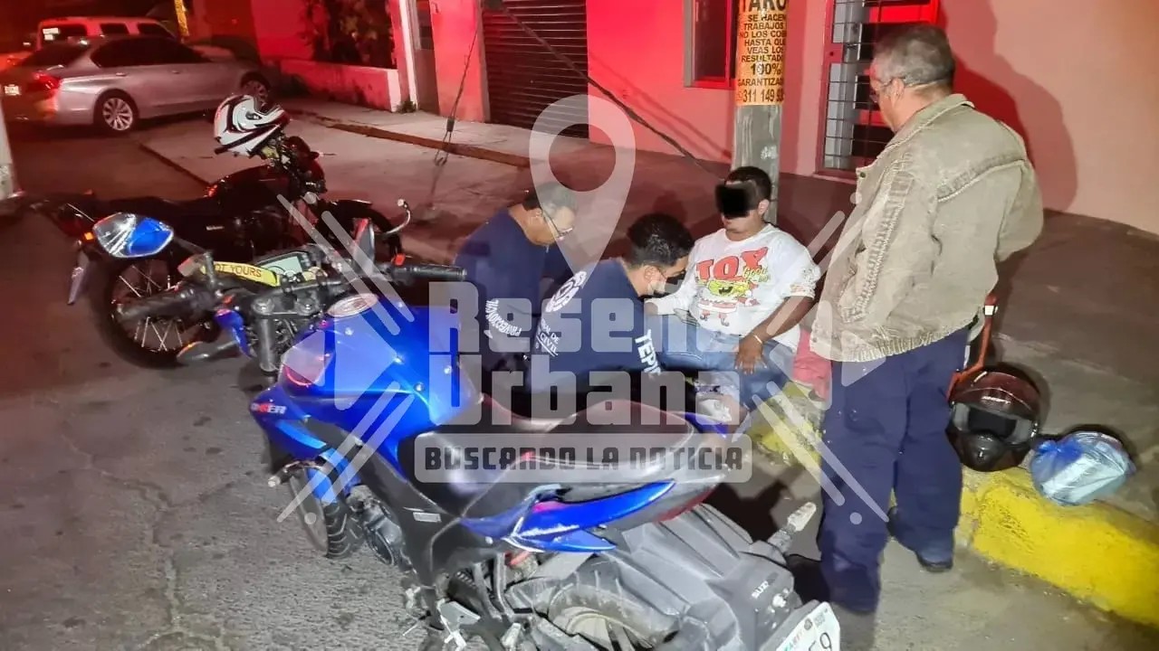 Vehículo fantasma impacta a motocicleta por av. Insurgentes