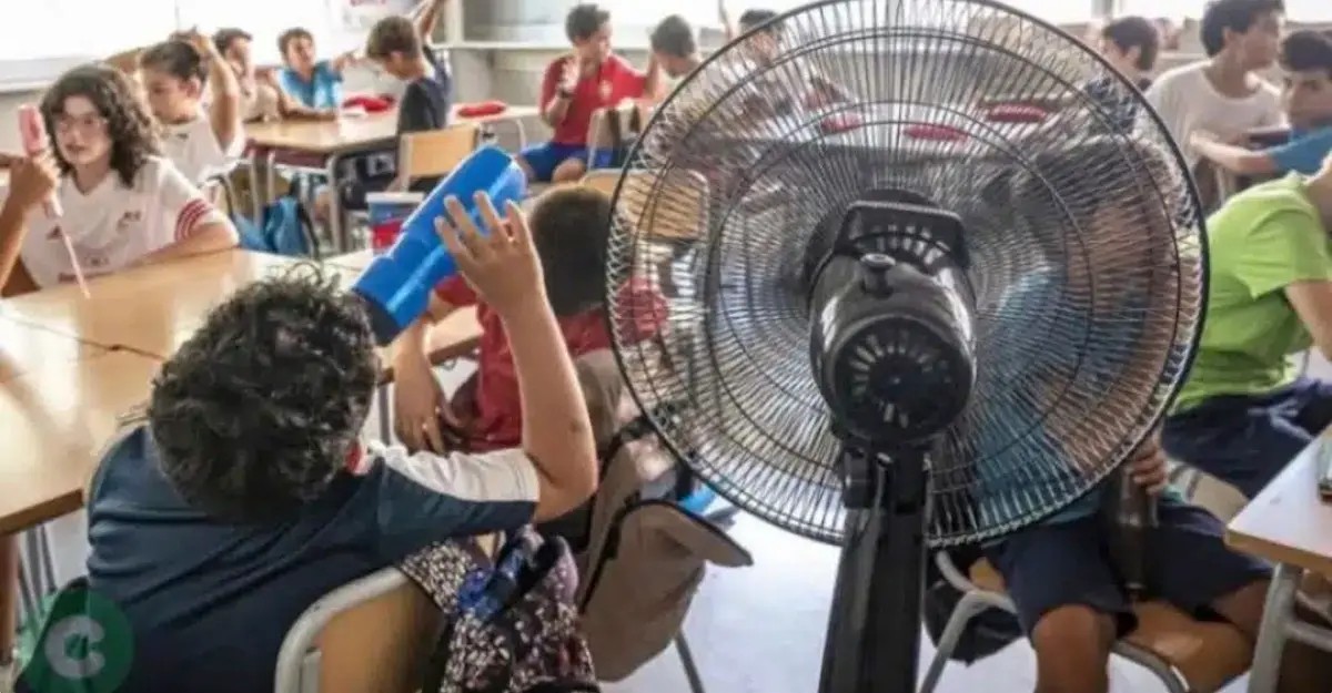 Anuncian término de ciclo escolar debido a la ola de calor