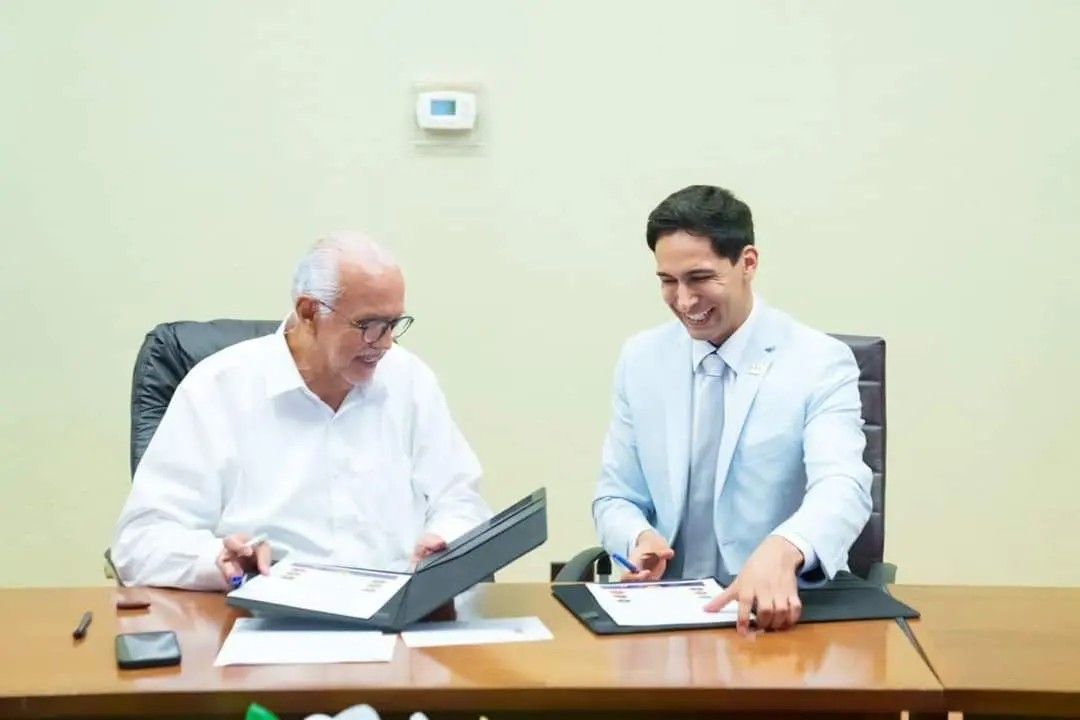 Fomenta gobernador el crecimiento empresarial