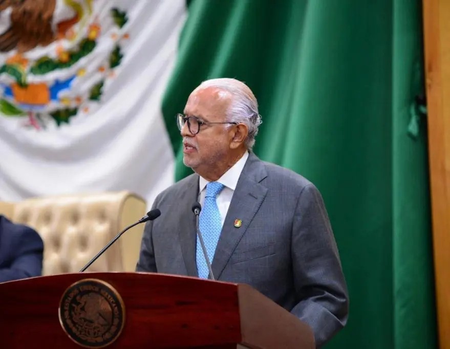 Encabeza Navarro Quintero homenaje al Heroico Colegio Militar