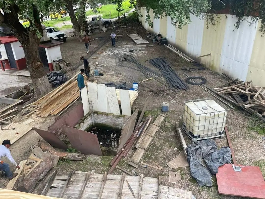 Navarro Quintero tiene compromiso con la educación de Nayarit