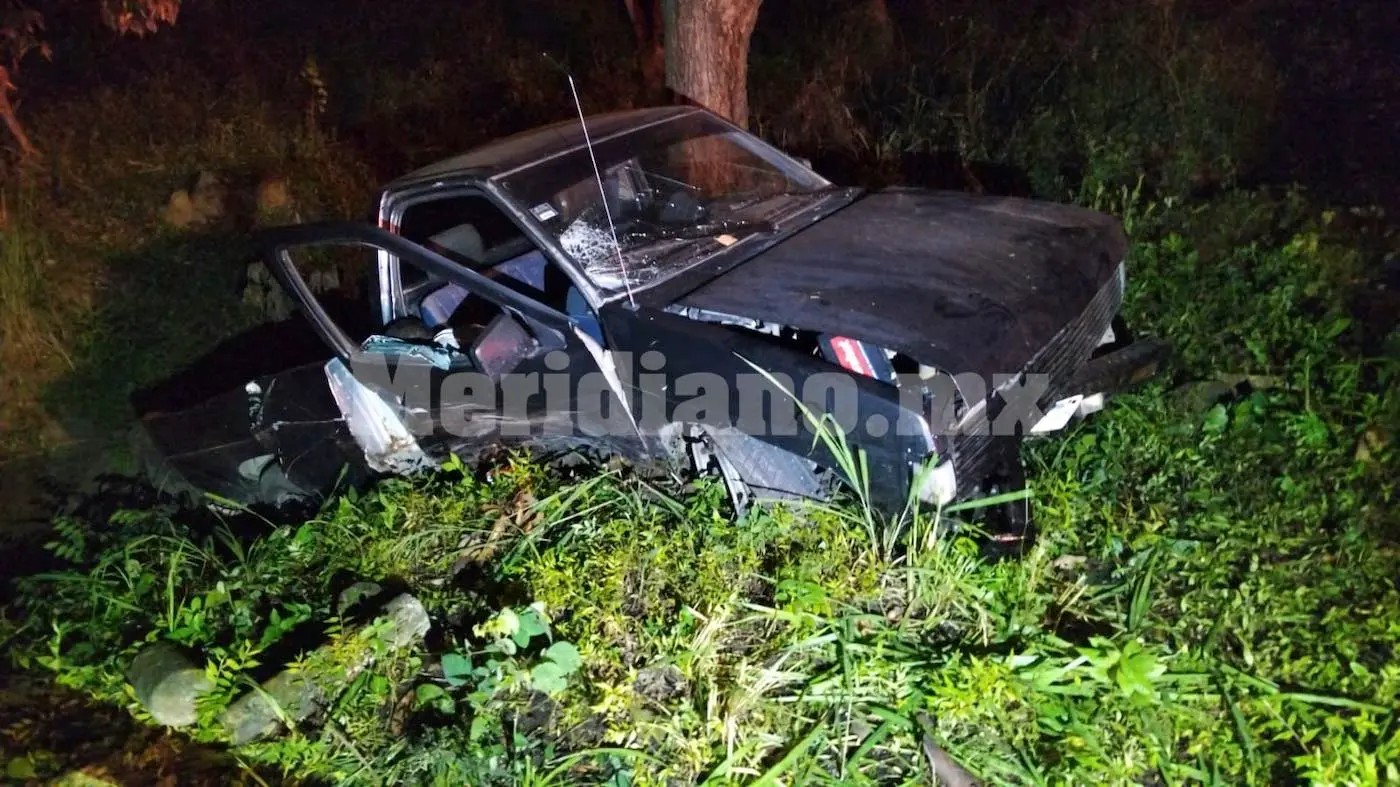 Desbarrancado pierde la vida en la Tepic-Puerto Vallarta