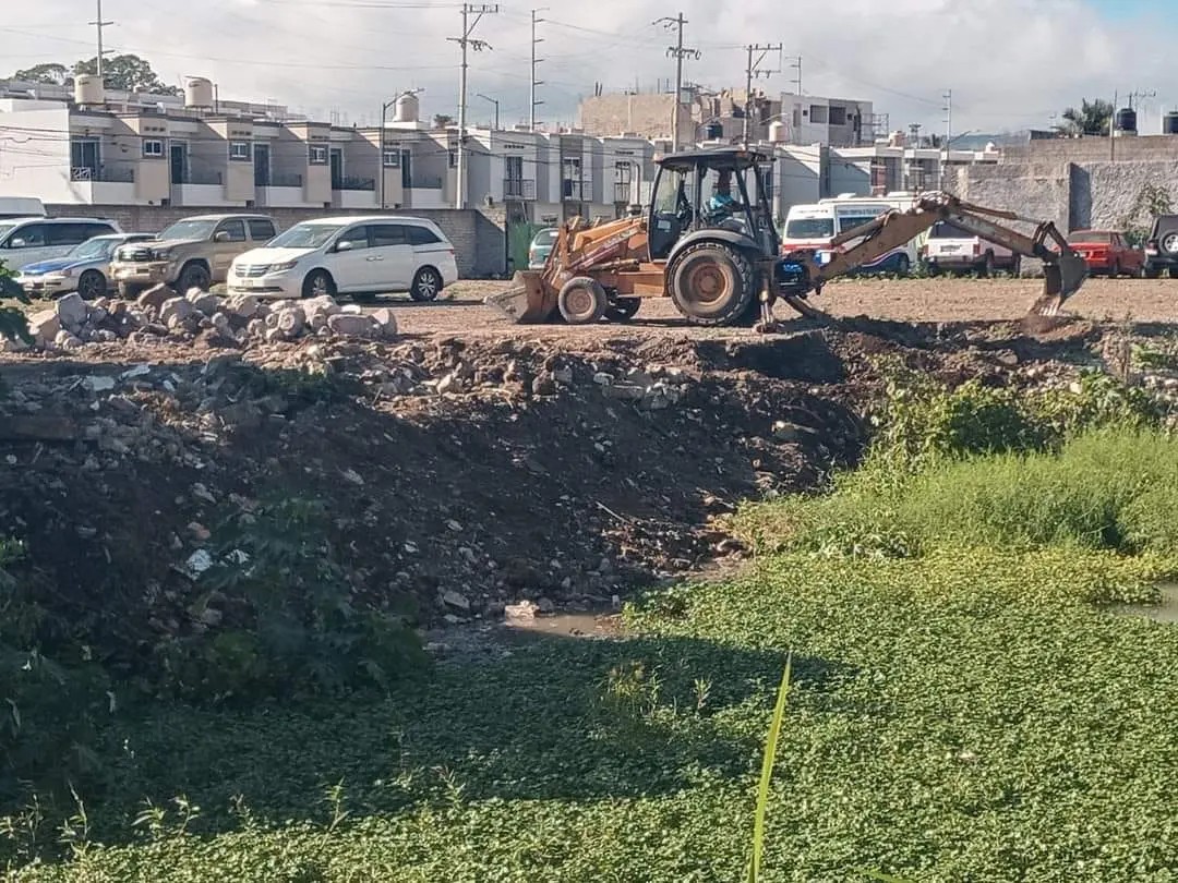Ecocidio en Tepic: Con total impunidad siguen rellenando los Zanjones