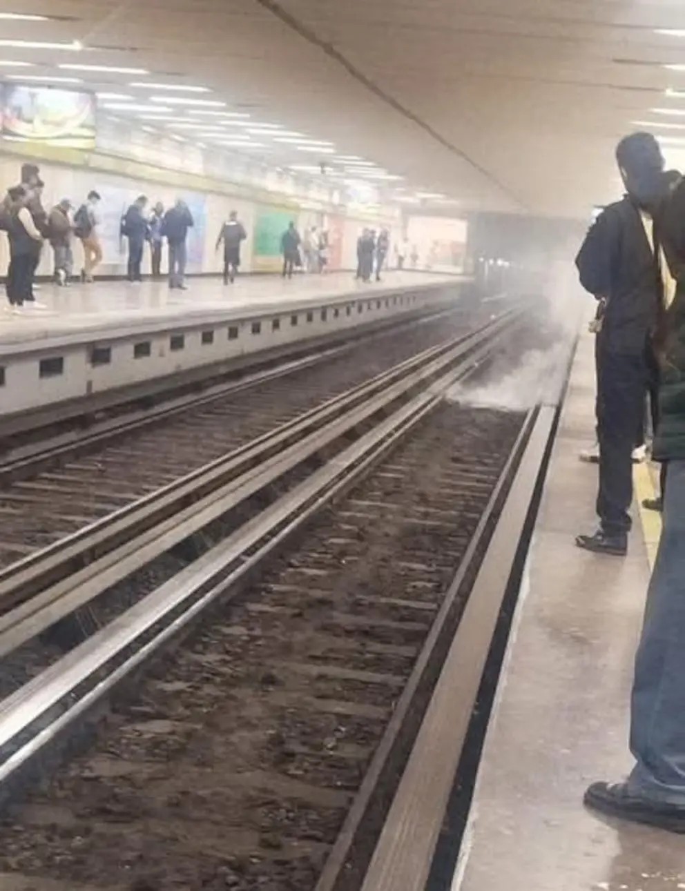 Explosiones en el Metro CDMX: Investigan \"riña con explosivos\" en Línea 3