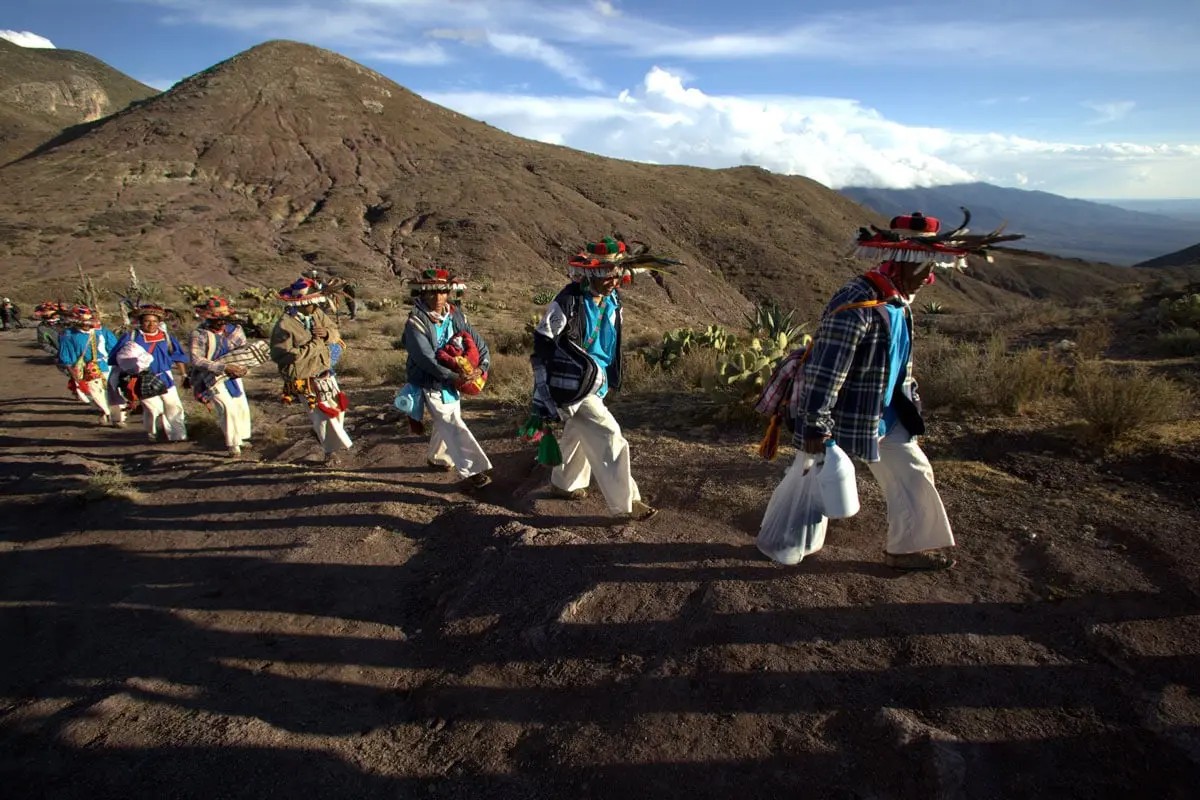 Wirikuta: La Peregrinación Sagrada del Pueblo Huichol