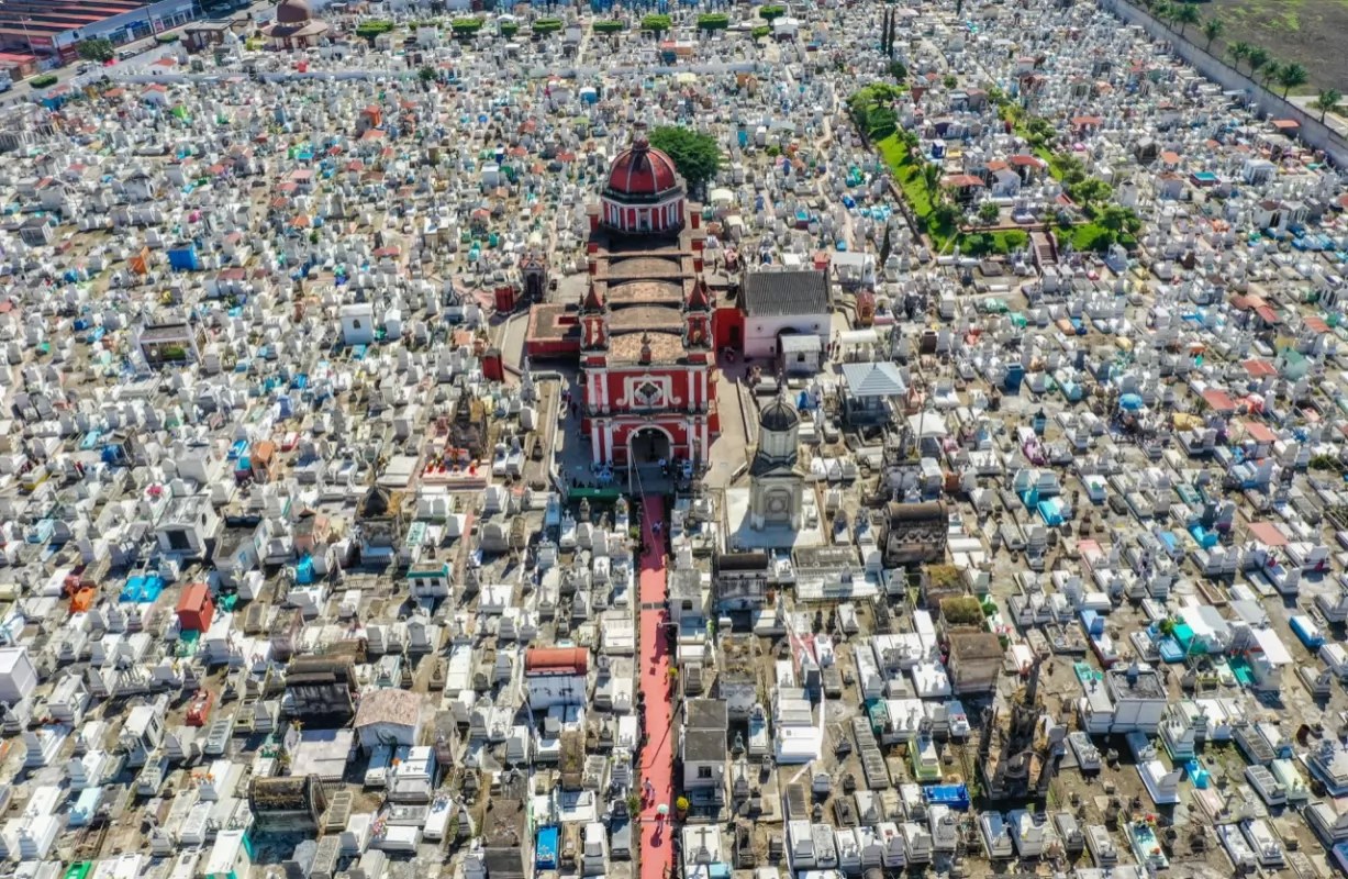 Resguarda SSPC seguridad de las familias nayaritas en panteones