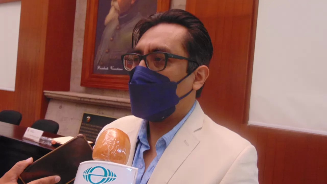 \"Sin ser especialista, tu puedes ayudar a alguien con tendencias suicidas\"