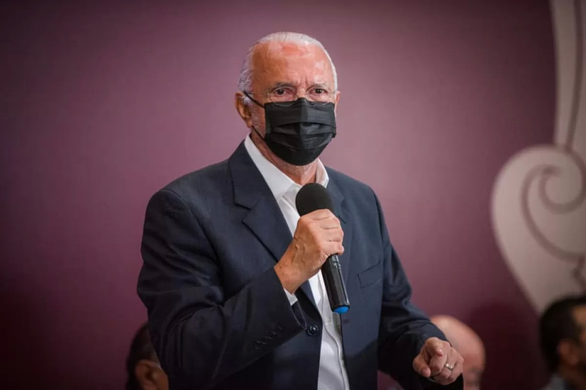 Más que la amistad, aquí prevalece el derecho: Navarro Quintero