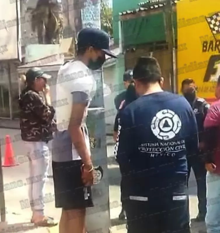 Fuerte accidente deja a dos menores lesionados en el centro